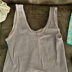 Ribbed V-Neck Tank Top - Cream